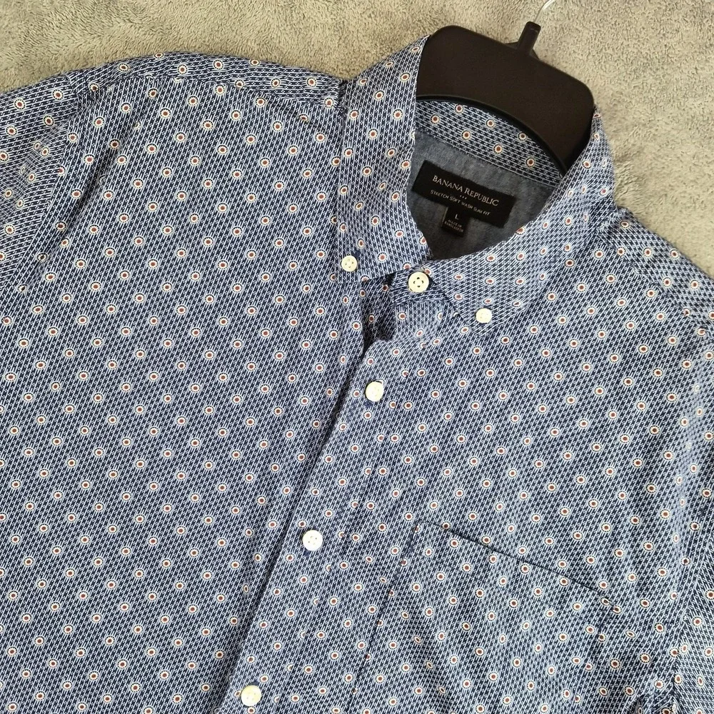 Banana Republic Shirt Mens Large Blue White Geometric Stretch Soft Wash Slim Fit